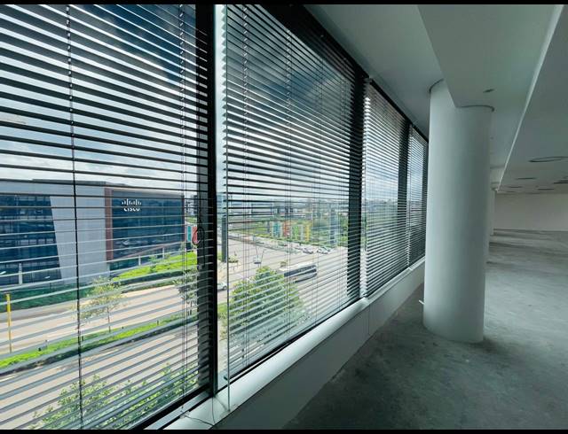433M² OFFICE TO LET IN WATERFALL